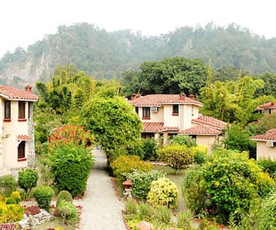 https://imgcld.yatra.com/ytimages/image/upload/t_hotel_yatra_city_desktop/v1399880291/Domestic Hotels/Hotels_Corbett/The Corbett River View Retreat/Overview.jpg